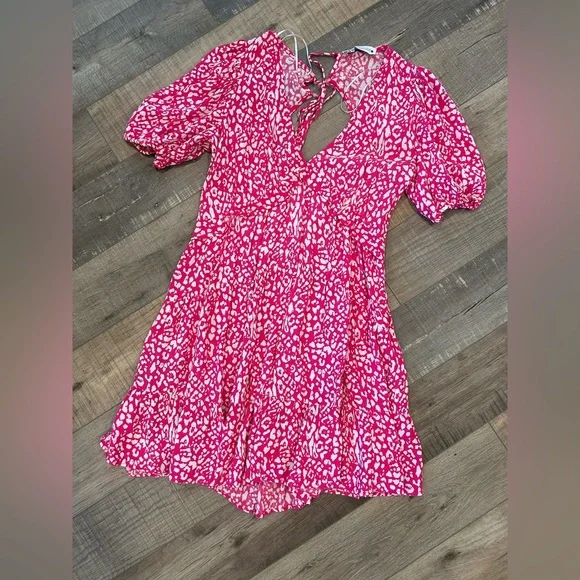 Zara pink and white animal print dress - Picture 2 of 6